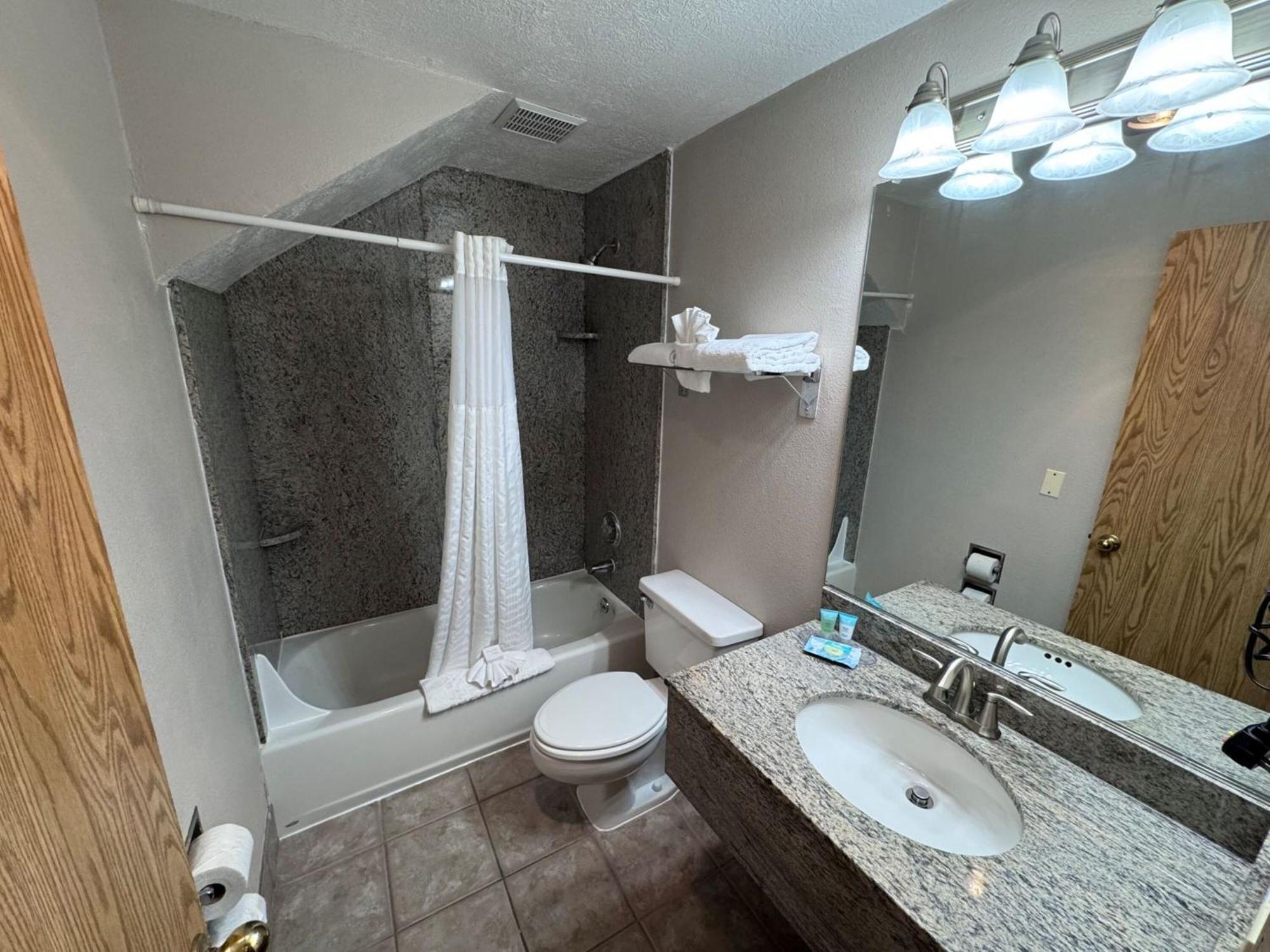 Promenade Inn & Suites Oceanfront Seaside Luaran gambar
